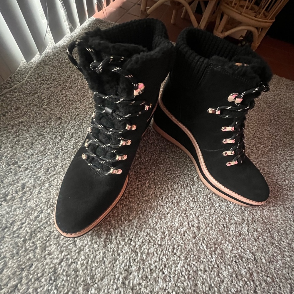 Gently used Black Kate Spade 3in Wedges